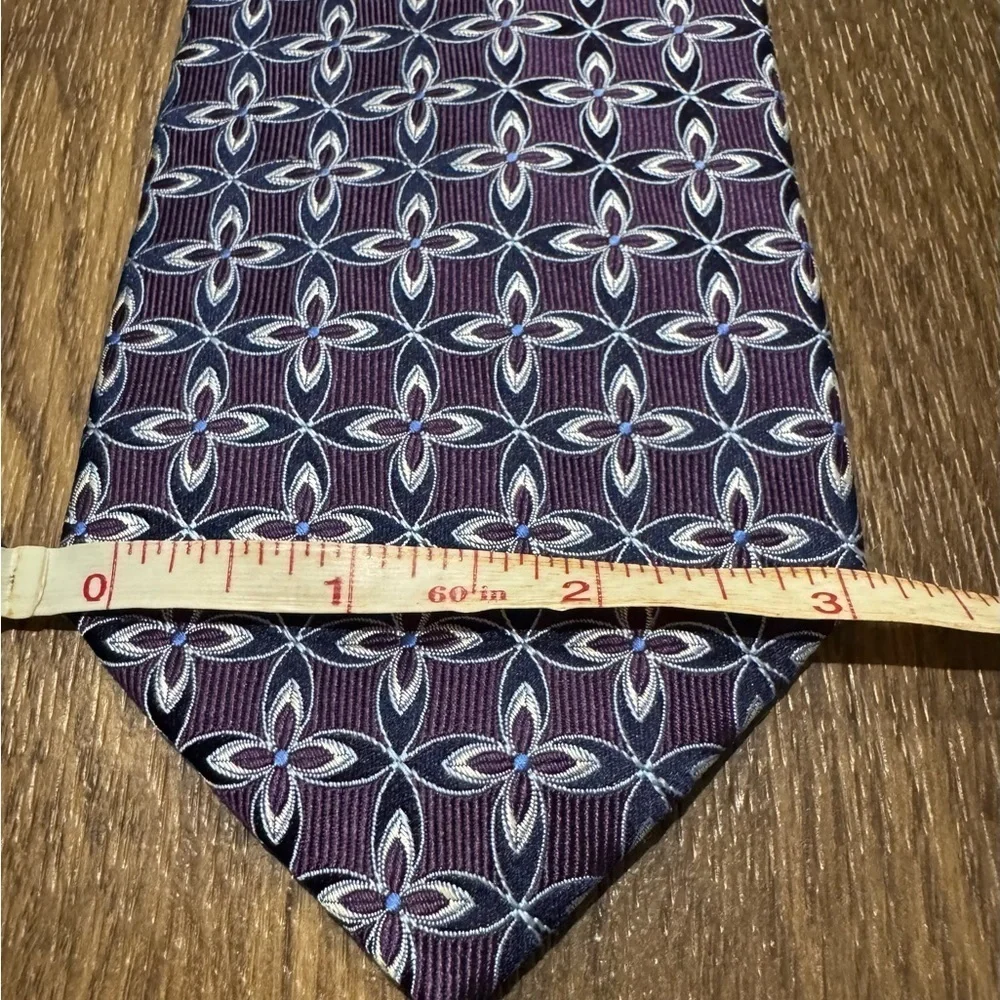 Jos. A Bank Geo Medallion Geometric Tie Dark Plum Purple Navy 100% Silk